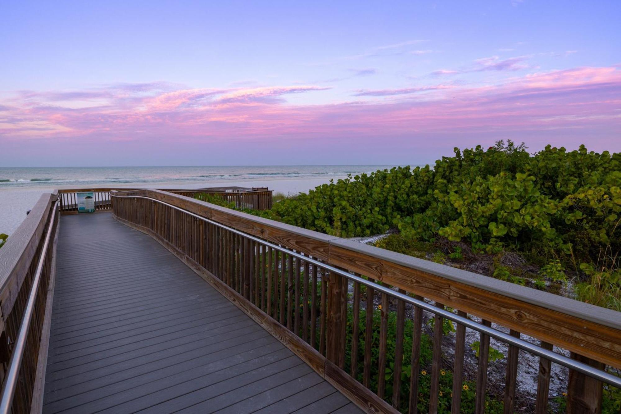 Marriott'S Crystal Shores Marco Island Exterior photo
